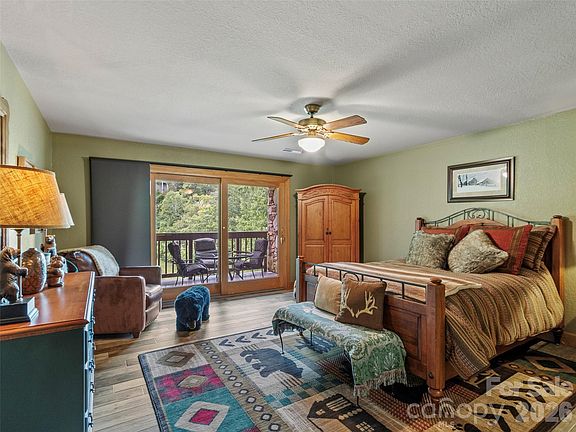 18th image of 151 Austin Mountain Dr