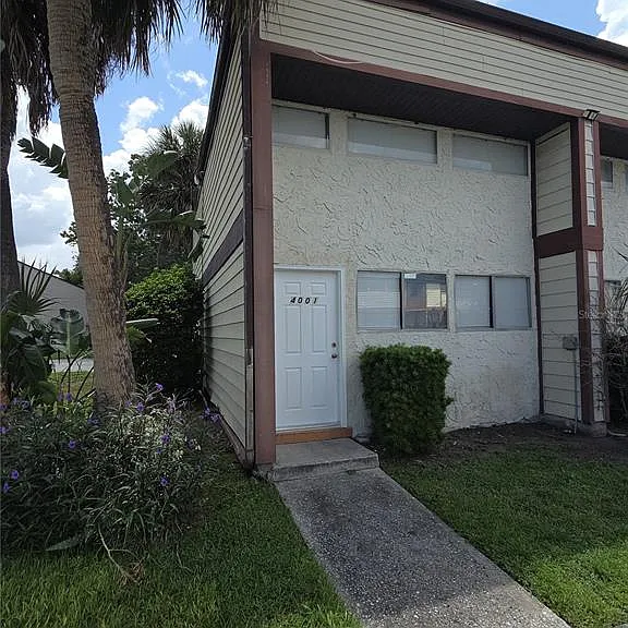 4001 Woodfern Dr #C-1 — Photo 1