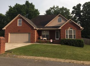 324 Shelby Cir, Shelbyville, TN 37160