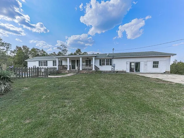400 Spring Place Rd NE, White, GA 30184