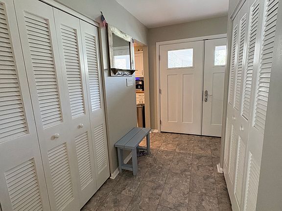4th image of 304 Camelia Rd