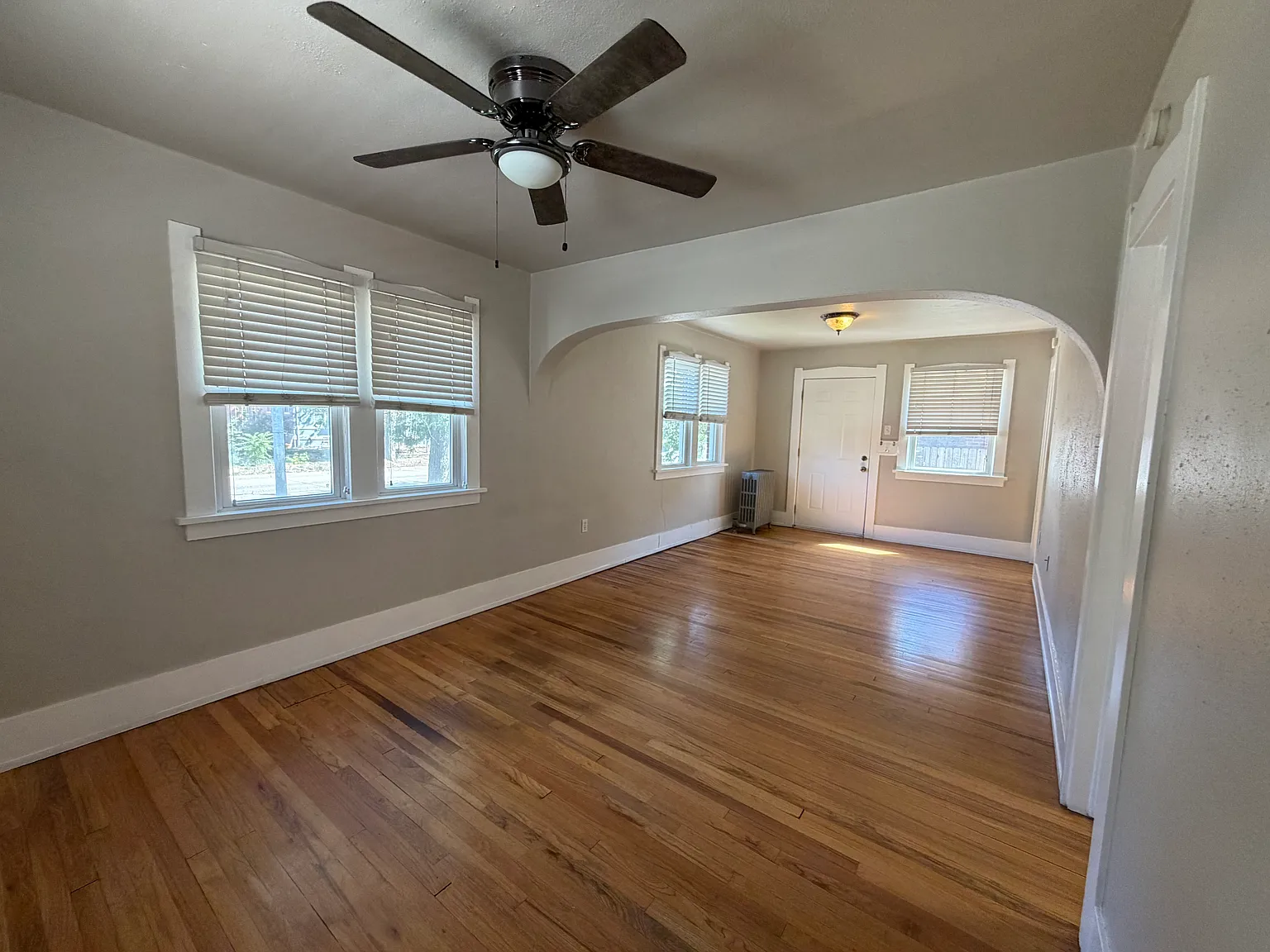 1 bed, 650 sqft, $1,500 — Photo 3