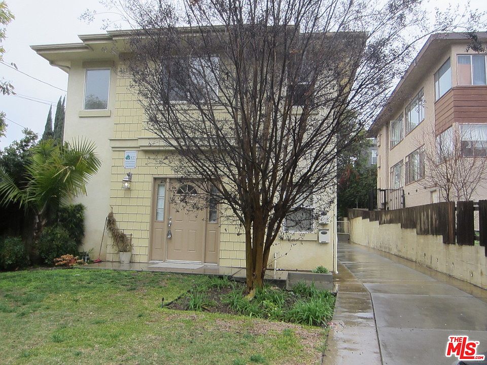 1st image of 3341 N Division St