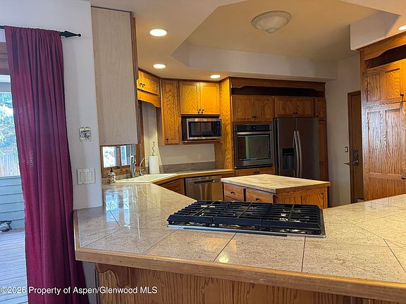5th image of 740 Hearthstone Dr