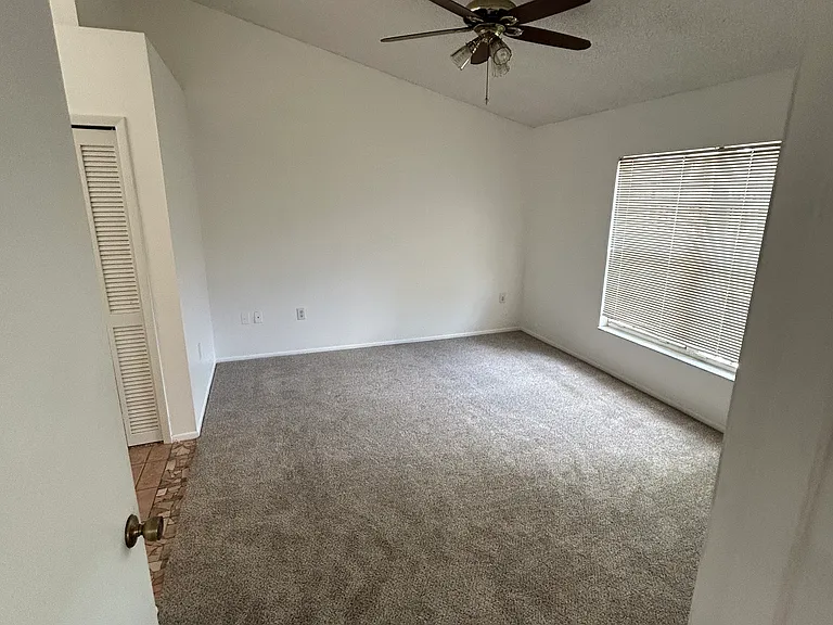 1432 Lakehurst Way — Photo 11