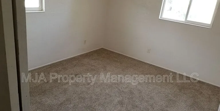 752 N Irving St #752-3 — Photo 10