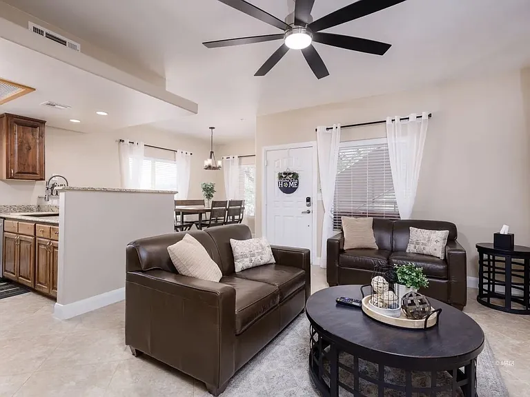 405 Paradise Pkwy #150 — Photo 2
