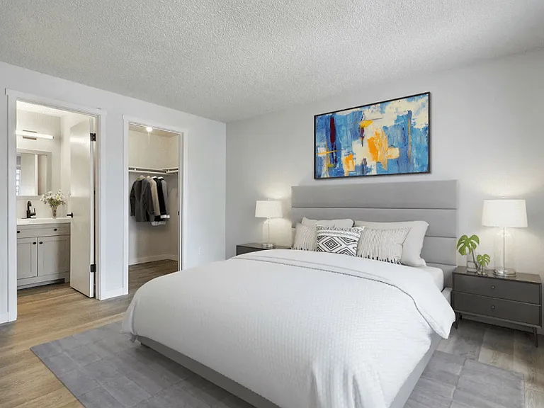 Capri Apartments — Photo 18