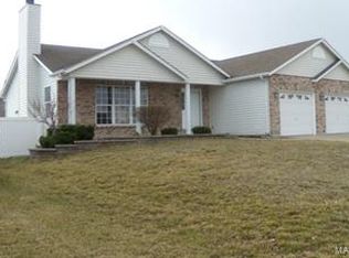 1544 Norwood Hls, Ofallon, MO 63366