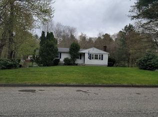 9 Coachman Ln, Auburn, MA 01501