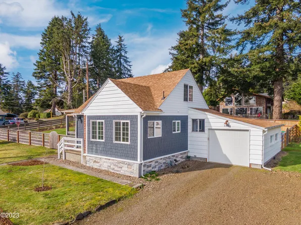 5093 NE 49th St, Neotsu, OR 97364