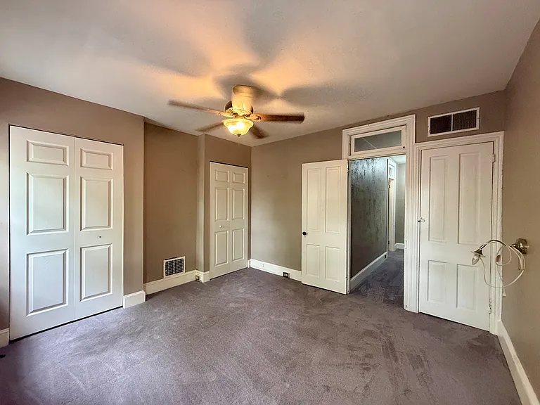 924 Lovering Ave — Photo 12