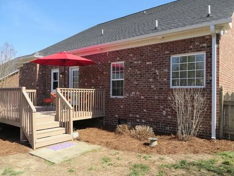 4642 Center Rock Ct — Photo 2