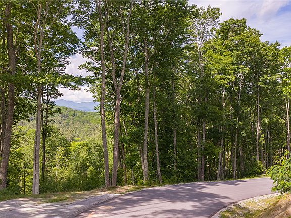4th image of C21 Roaming Road