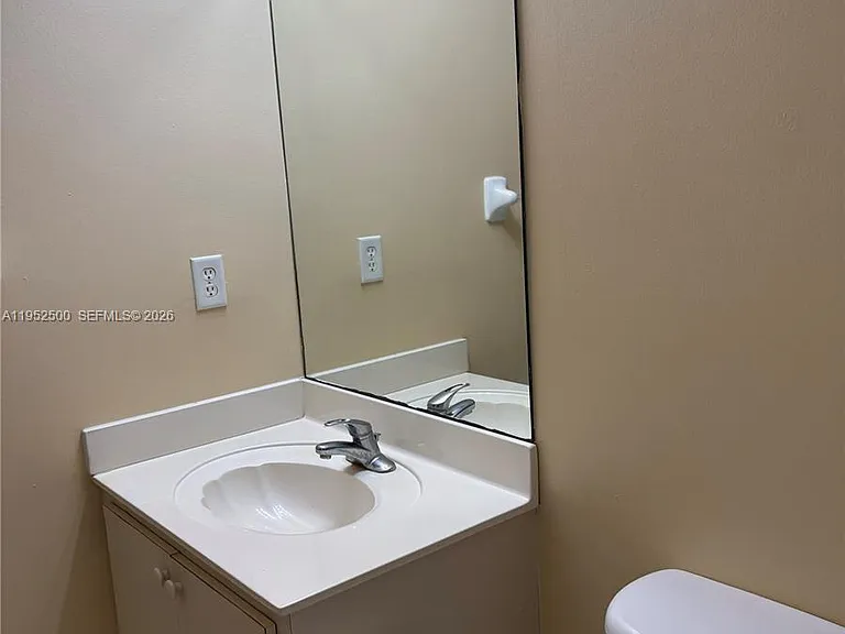 7320 NW 114th Ave #202 — Photo 10