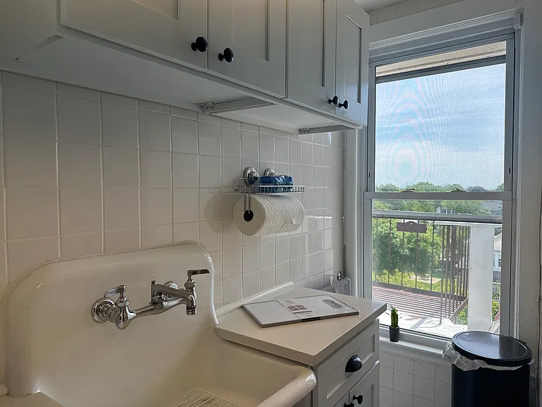39 N Mountain Ave #9 — Photo 11