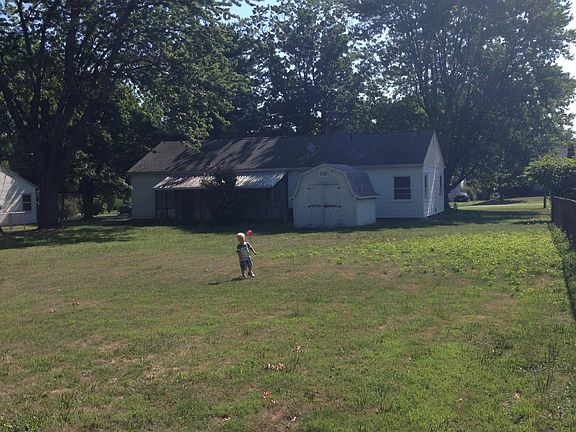 3rd image of 1238 Franklin Ave