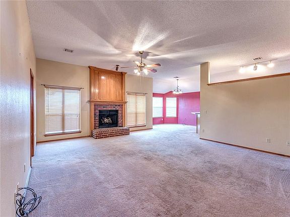3rd image of 9036 Buttonwood Ave