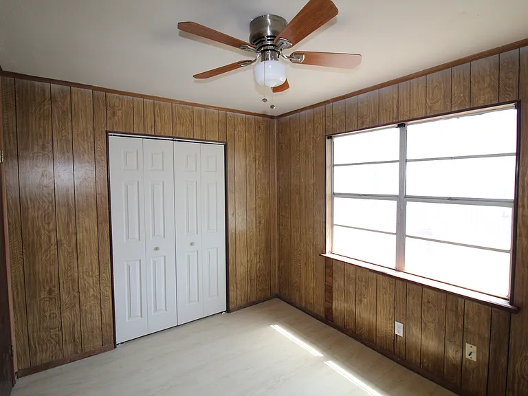 2010 Soliz St — Photo 4
