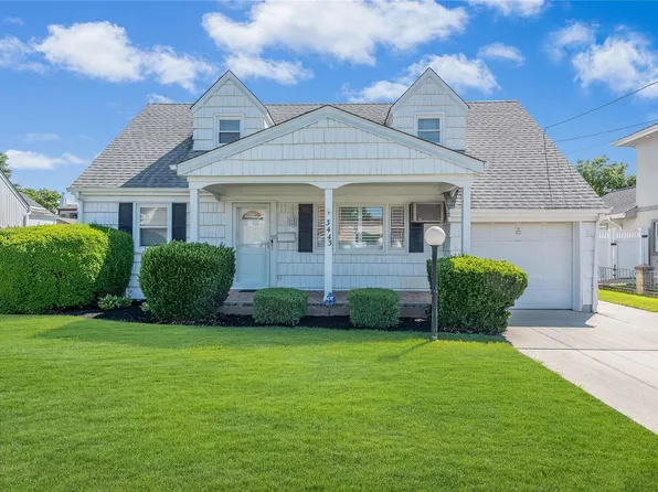 3443 2nd Street, Oceanside, NY 11572