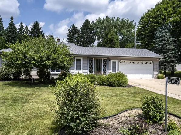 N68W29464 Hartling ROAD, Hartland, WI 53029