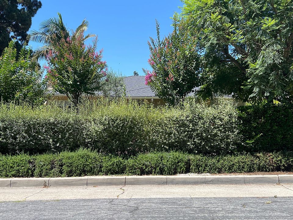 1st image of 601 Calle Palo Colorado