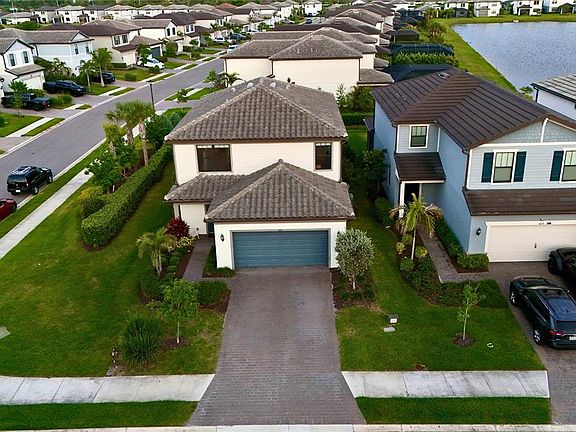 2nd image of 6111 Bluestar Ct