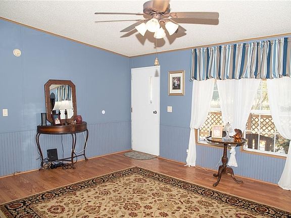 2nd image of 4949 SE 125th St