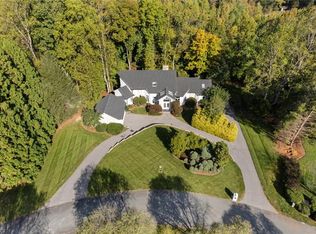 4457 Bent Tree Farm Rd, Winston Salem, NC 27106