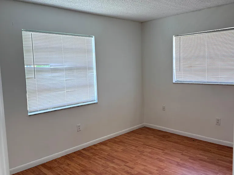 20501 SW 118th Ave — Photo 8