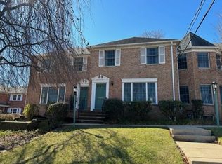 40 Green Village Rd APT N, Madison, NJ 07940