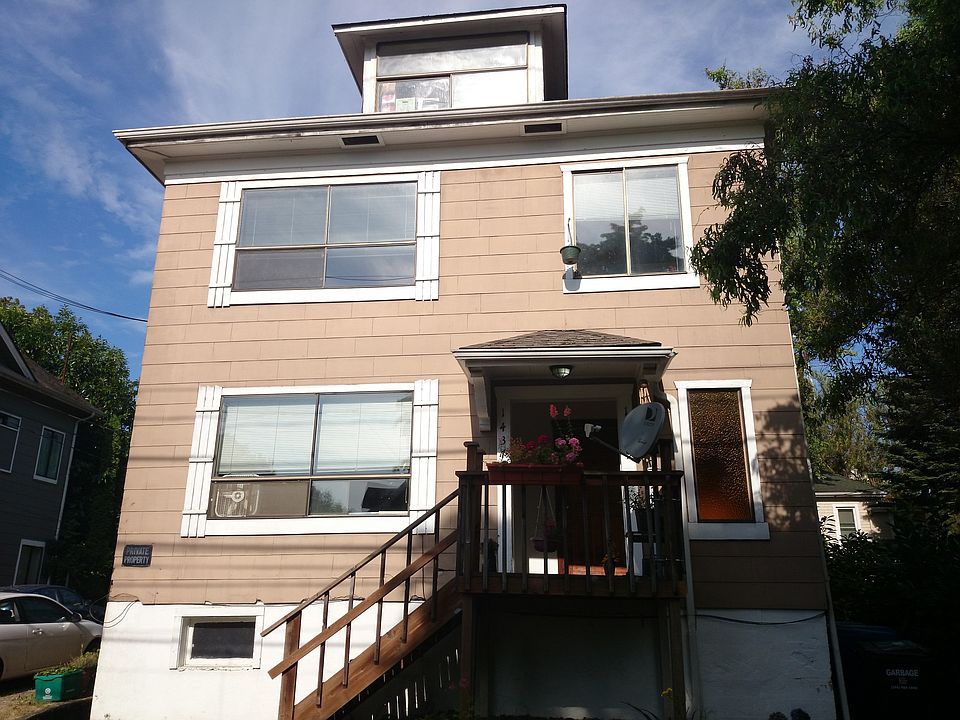 2nd image of 1439 22nd Ave