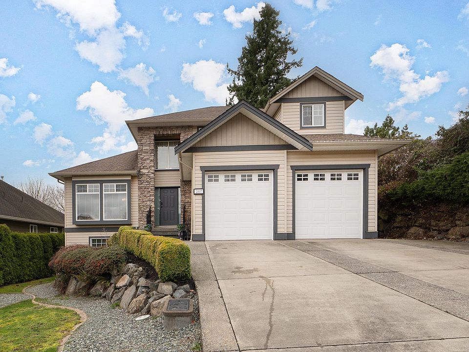 1st image of 2107 Essex Dr