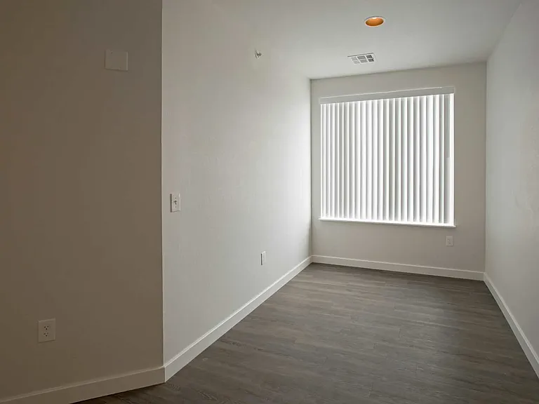 4th Street Lofts — Photo 20