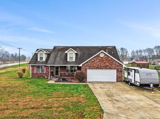 1027 S Teresa Dr, Martinsville, IN 46151