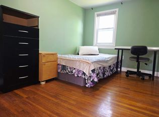 29 Linden St, Newton, MA 02464