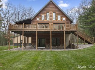 10135 Connelley Ave NE, Greenville, MI 48838