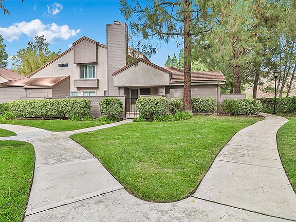 2nd image of 1145 N Via Colinas
