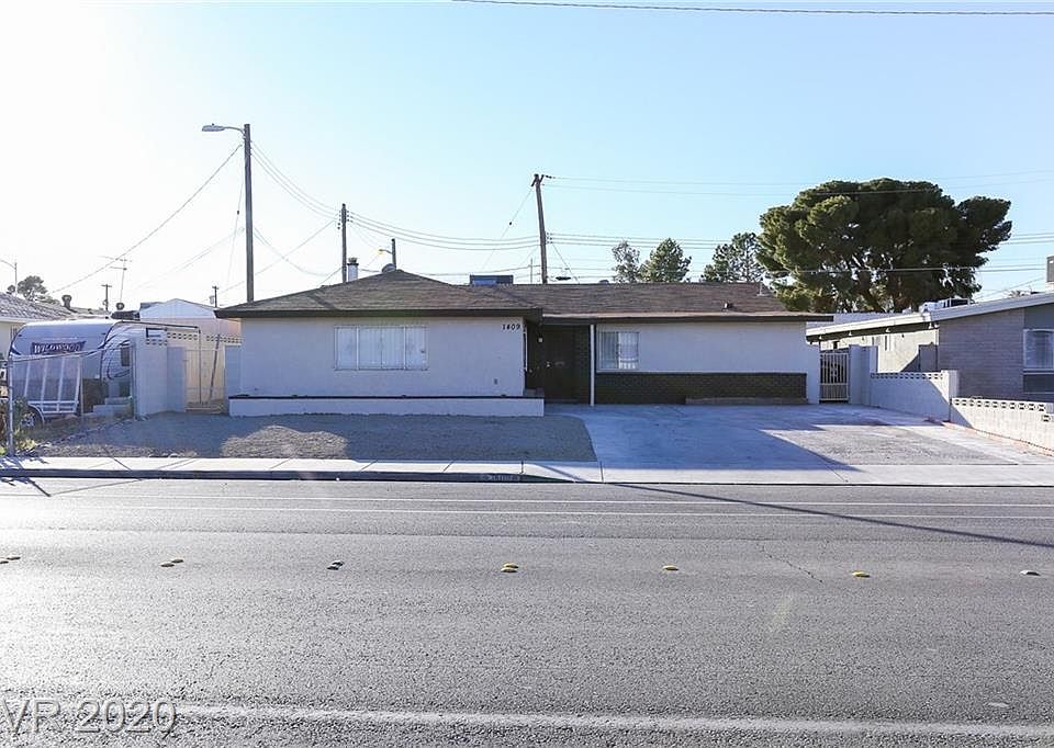 1st image of 1409 N Tonopah Dr