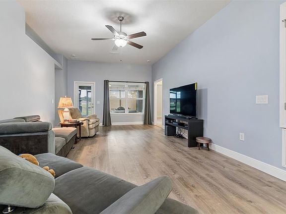 5th image of 13428 Meadow Golf Ave