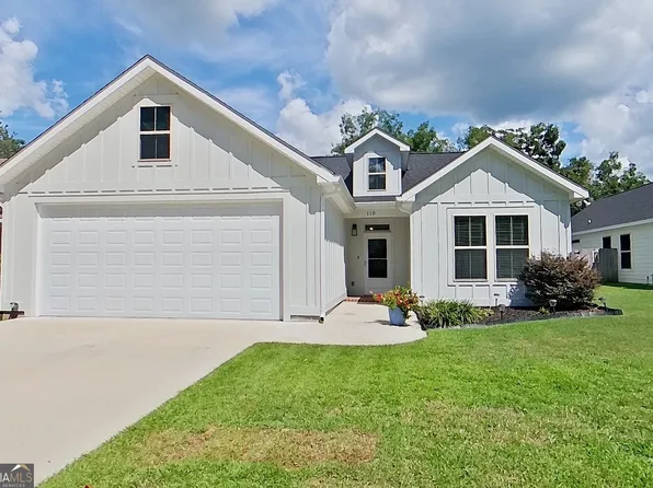 110 Kelon Dr, Thomasville, GA 31757