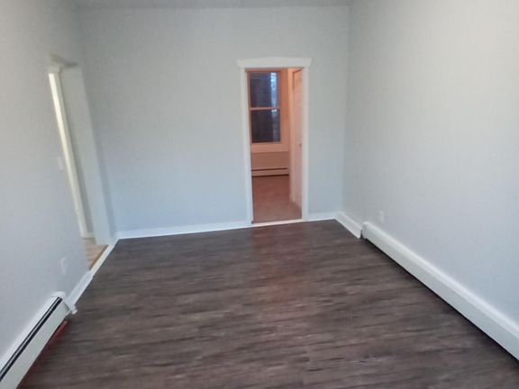 4th image of 16 Seymour St