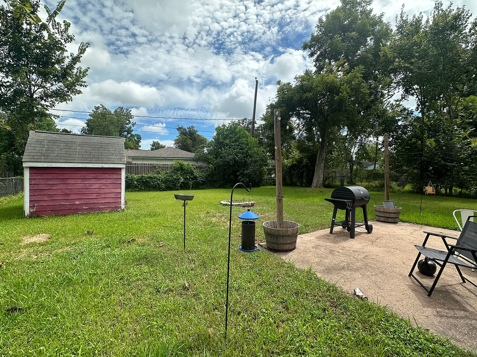 3 bed, 1.5 bath, 1201 sqft, $2,000 — Photo 2