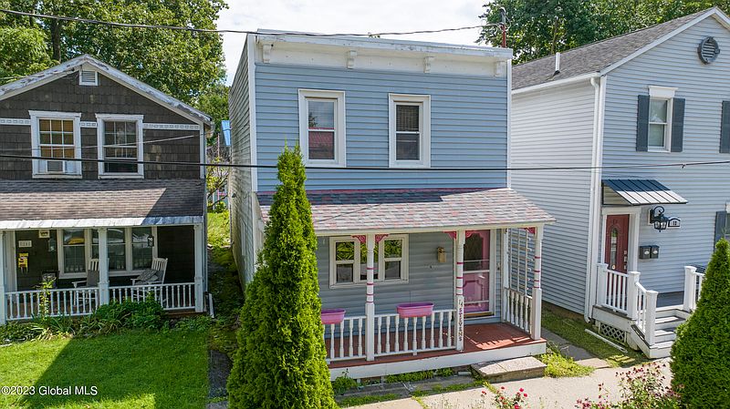 2nd image of 14 E Harrison Street