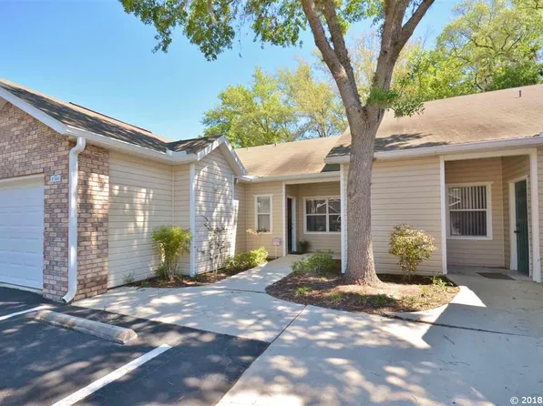 4700 SW Archer Rd APT 104, Gainesville, FL 32608