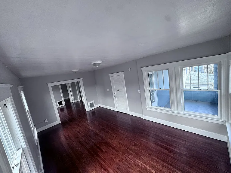11 Mason Ave #2 — Photo 12