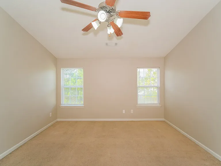 1761 Old Dogwood — Photo 10