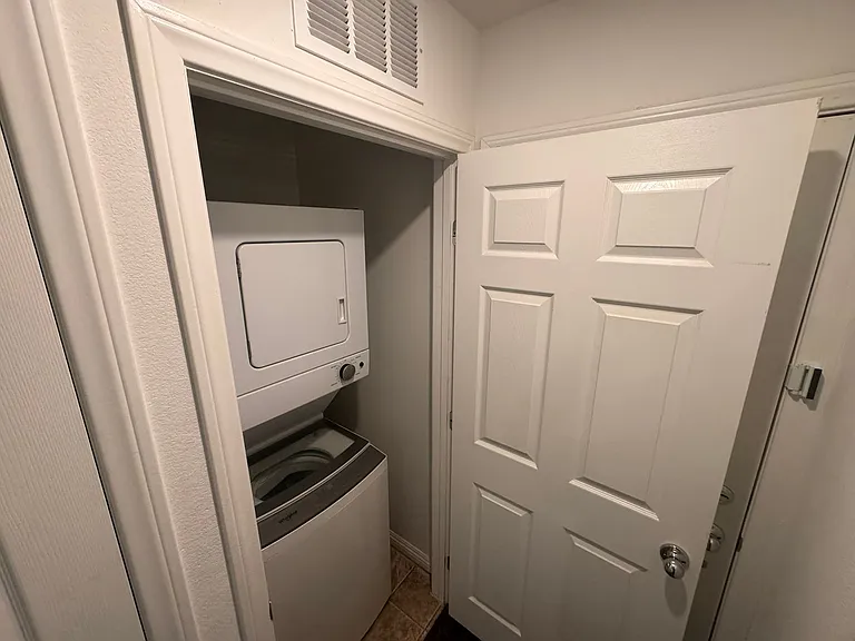 5202 Dubris Dr — Photo 17