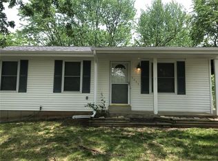 2532 Sommerville Dr, High Ridge, MO 63049