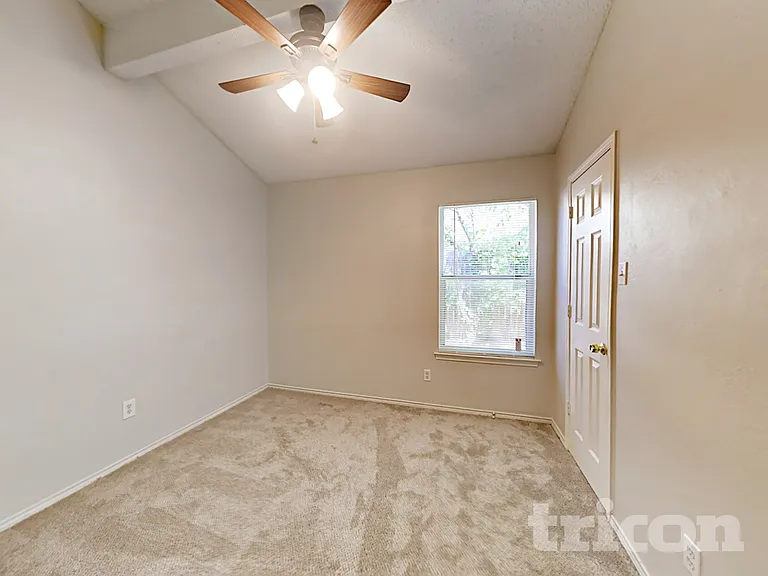609 S Walnut Creek Dr — Photo 19